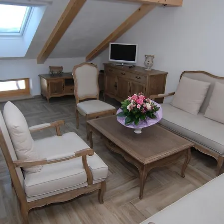 Apartment Bio Heiler