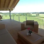 بيو فيرنهوف هيلير شقة *